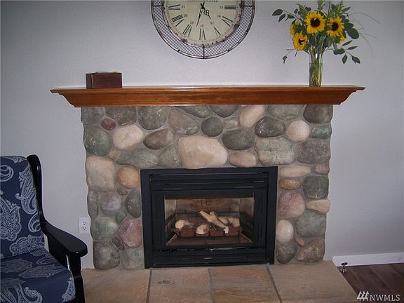 4th image of 9616 156th St E