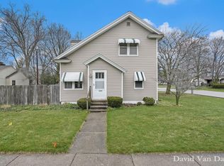 3635 Burton St SE, Kentwood, MI 49546