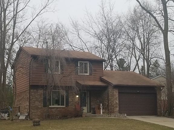3rd image of 30201 Pierce Ave