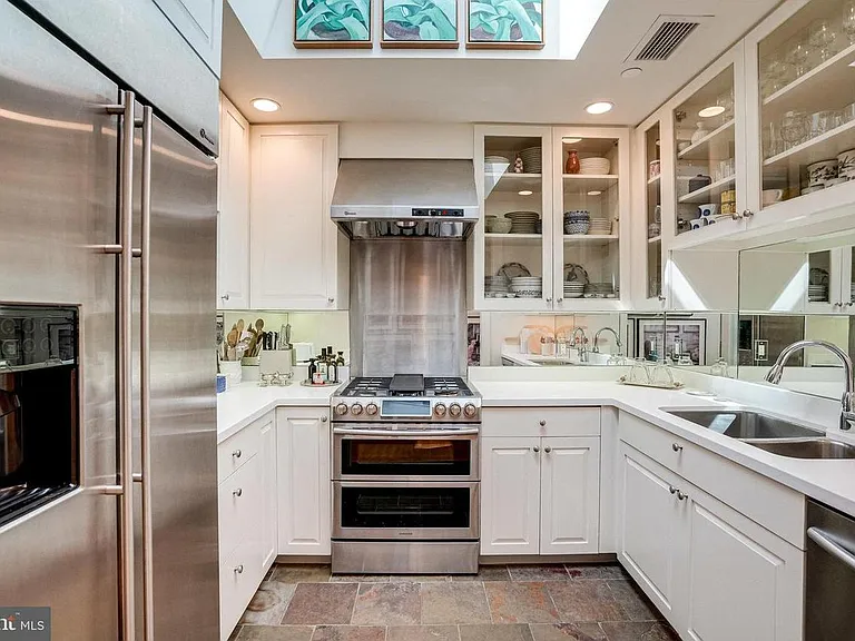 2735 Olive St NW #Penthouse 1 — Photo 10