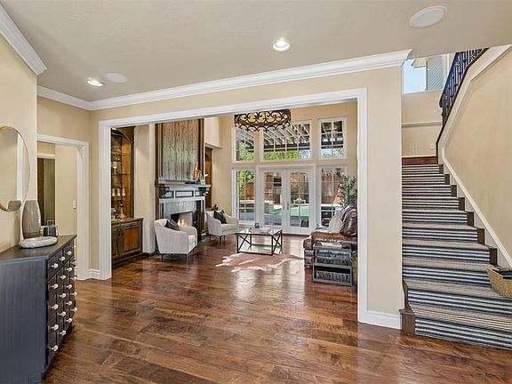 5th image of 4701 Flint Ridge Cir