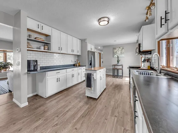 502 Seminole Ave, Osceola, WI 54020