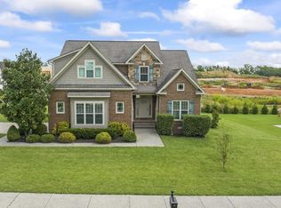 1384 Round Hill Ln, Spring Hill, TN 37174