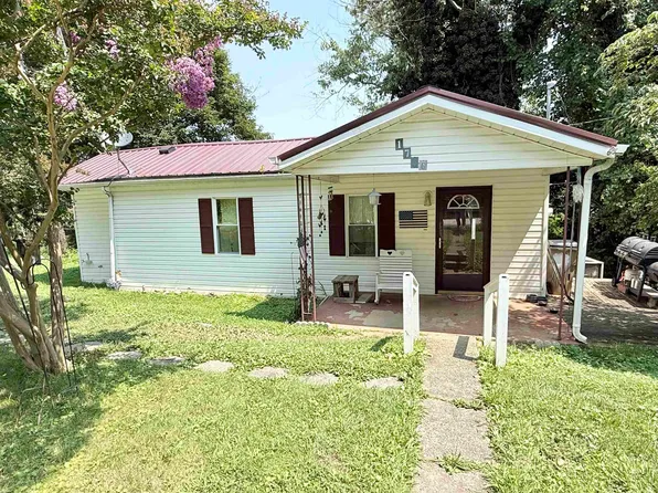 1157 Hash Ridge Rd, Barboursville, WV 25504