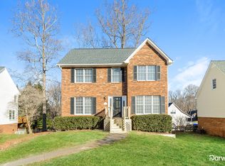3935 Knoll Rd, Winston Salem, NC 27107