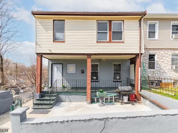 11 N 5Th St, Paterson City, NJ 07522