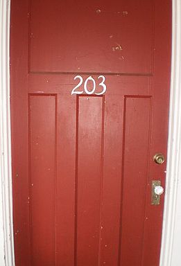 2nd image of 203 Cunningham St
