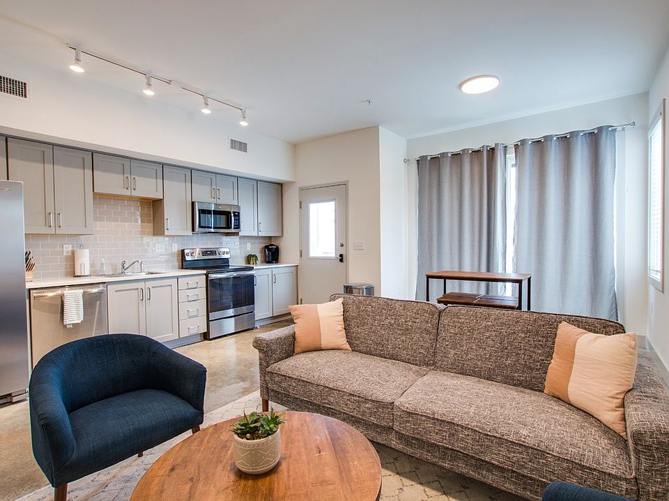 1st image of 376 Herron Dr #2