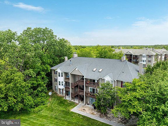 2nd image of 106 Timberlake Ter APT 10