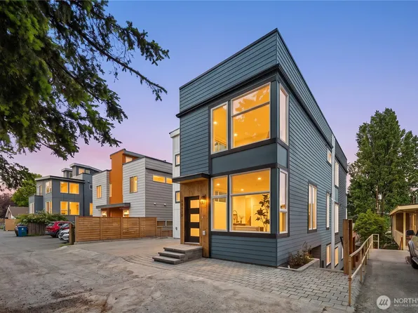 3035 A 21st Avenue W, Seattle, WA 98199