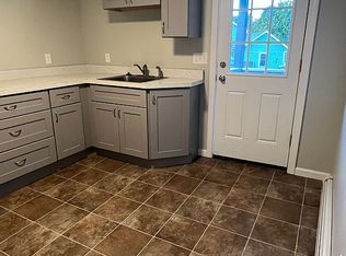 99 Cottage St #C, Easthampton, MA 01027