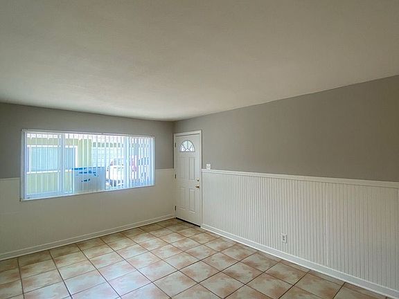 4th image of 11729 216th St #3111091