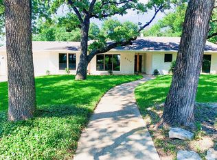 5713 Rockhill Rd, Fort Worth, TX 76112