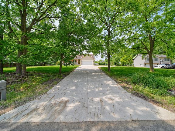 2nd image of 3008 Dearing Rd