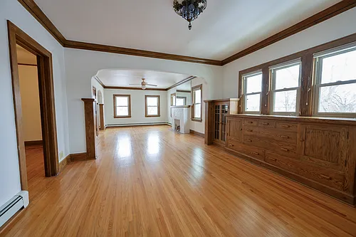 1303 Vincent Ave N Photo 1