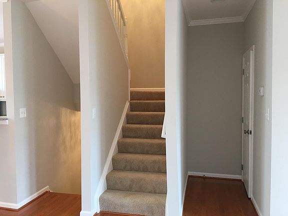 5th image of 4822 Pheasant Brook Ln