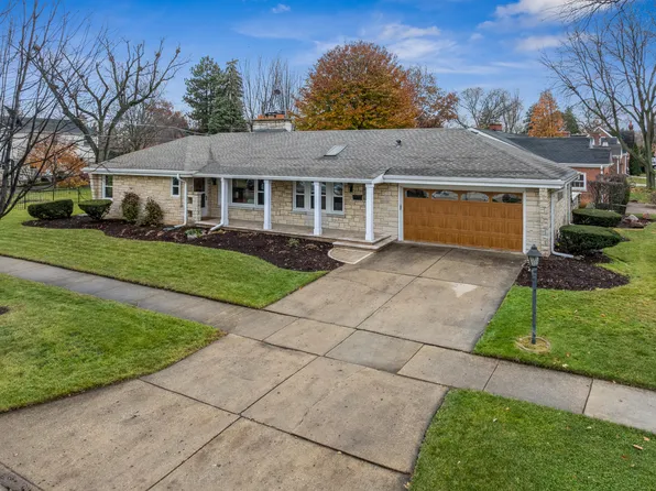 295 Ardmore Rd, Des Plaines, IL 60016