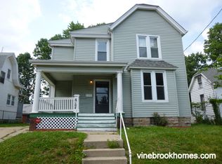 6104 Roe St, Cincinnati, OH 45227