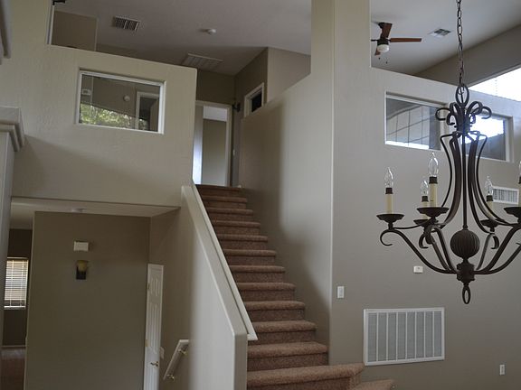4th image of 7721 W Southgate Ave