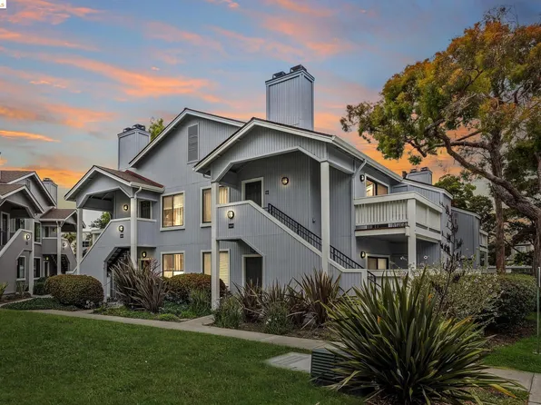 126 Schooner Ct, Richmond, CA 94804