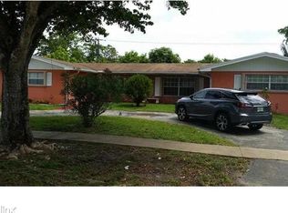 7261 NW 15th St, Plantation, FL 33313