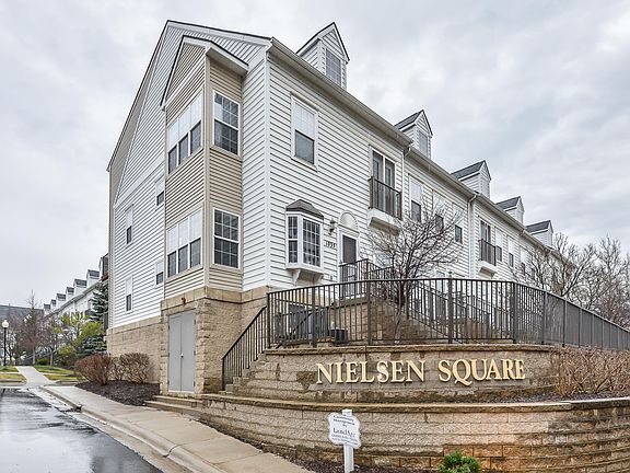 2nd image of 1157 Freesia Ct