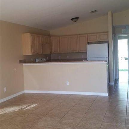 5th image of 4524 Leonard Blvd S