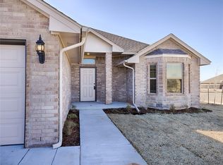 4536 N Desert Spring Ct, Yukon, OK 73099