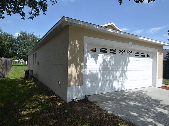 2nd image of 1589 Woodstone Dr