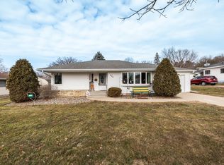 229 7th St SE, Chatfield, MN 55923