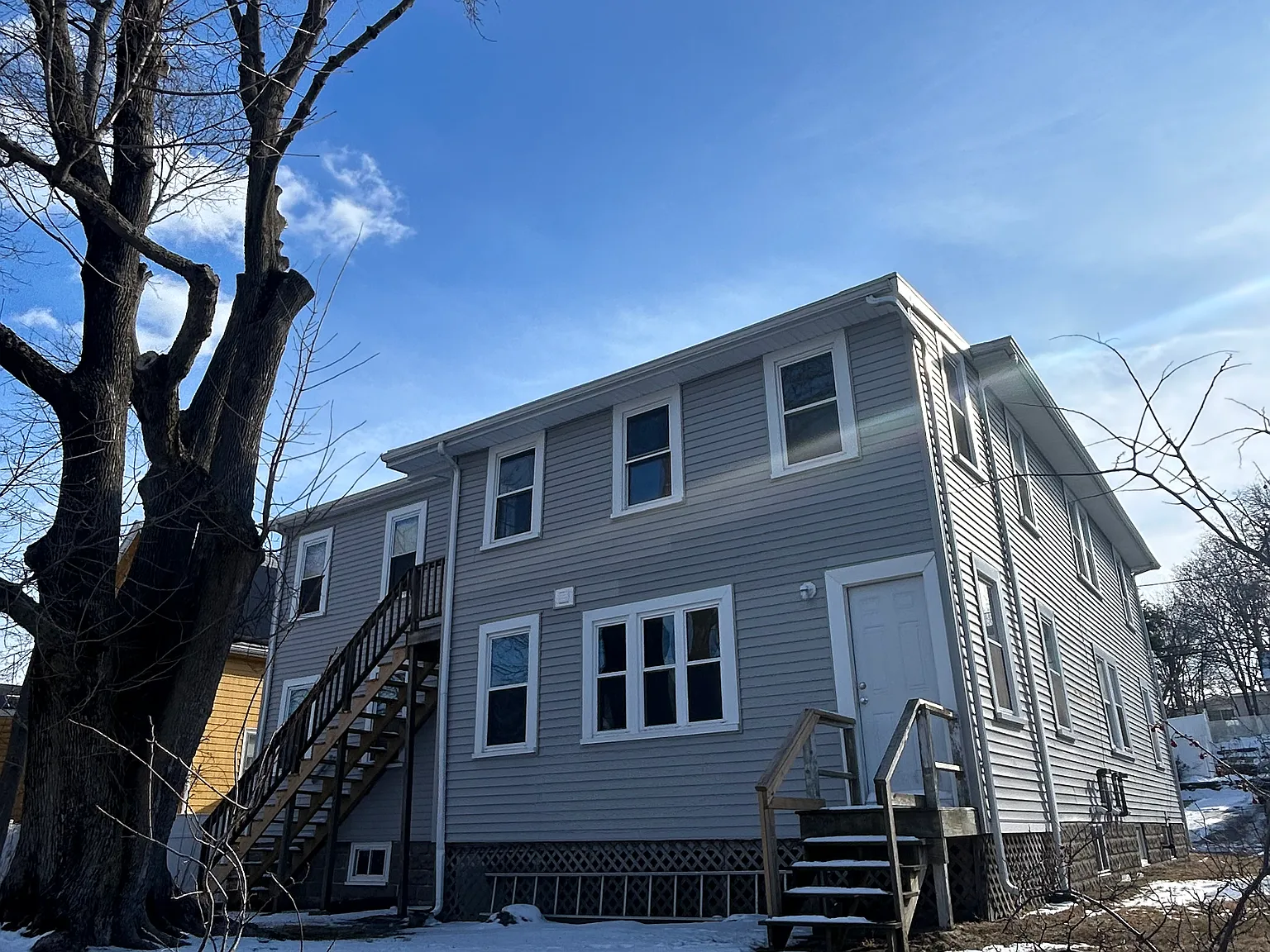 Vine Ave, Quincy — Photo 4