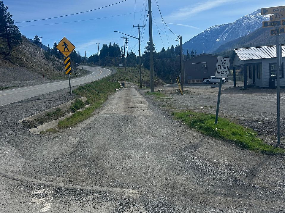 2nd image of 44 Main St