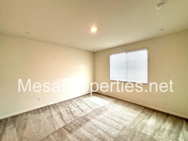 12594 Ava Loma St — Photo 20