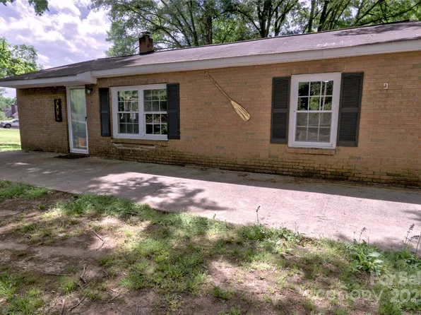 515 Upper Spencer Mountain Rd, Stanley, NC 28164