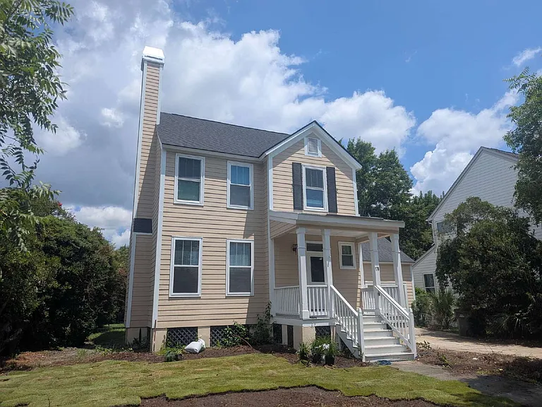 178 Brady St — Photo 1