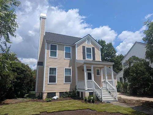 178 Brady St Photo 1