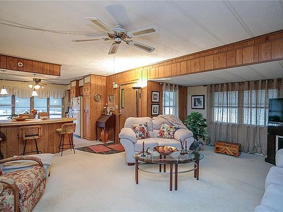 5th image of 34 Sycamore Dr #34