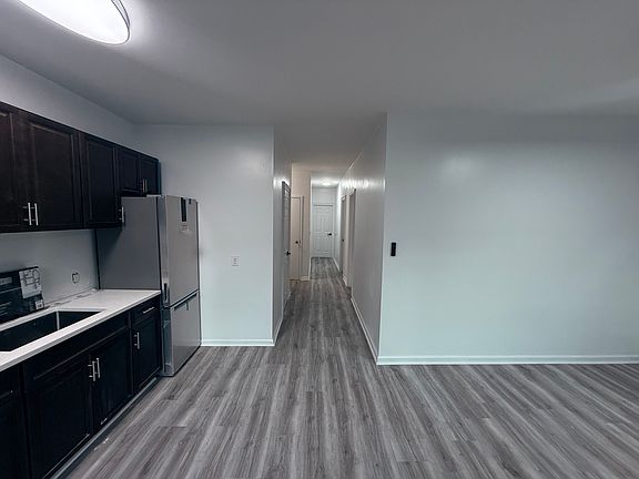 3rd image of 753 Van Nest Ave Floor 2