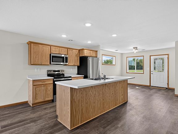 5th image of 1503 Nokomis St