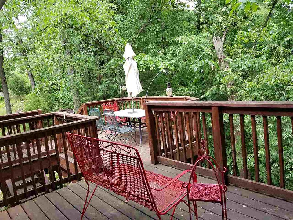 2nd image of 4630 S Tewkesbury Ct