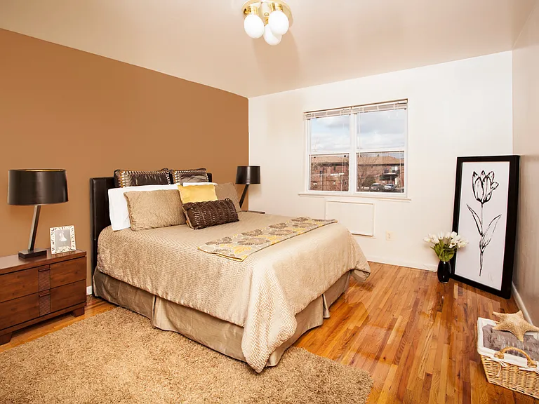 SDK Lodi Apartments — Photo 13