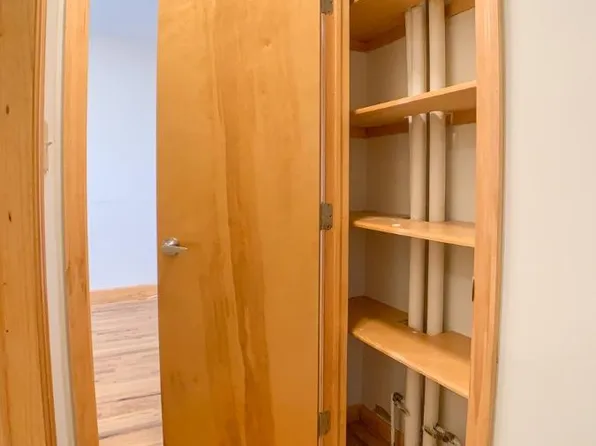 81 Cabrini Boulevard image 5 of 8