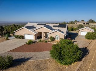 9075 E Primavera Rd, Pinon Hills, CA 92372