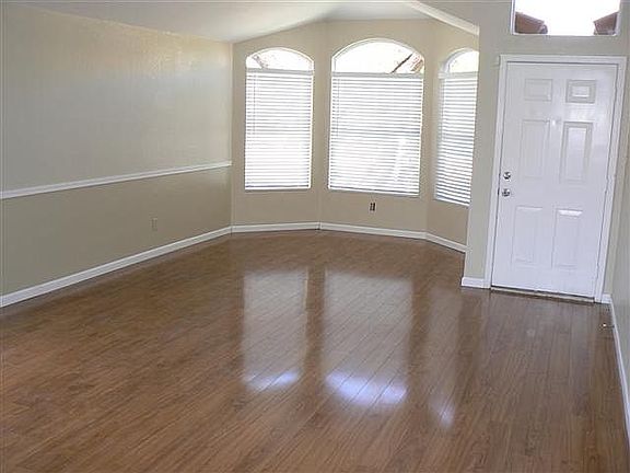 4th image of 3601 E South Fork Dr