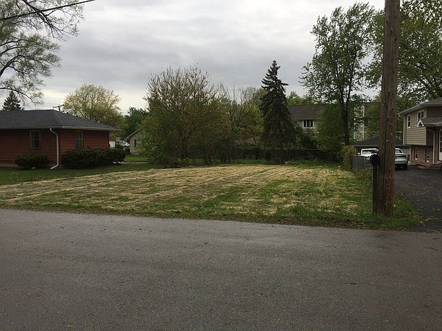 2nd image of 224 Willard Pl