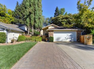 15 Seaside Ct, Sacramento, CA 95831