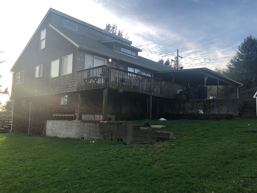2nd image of 12915 Thompson Rd