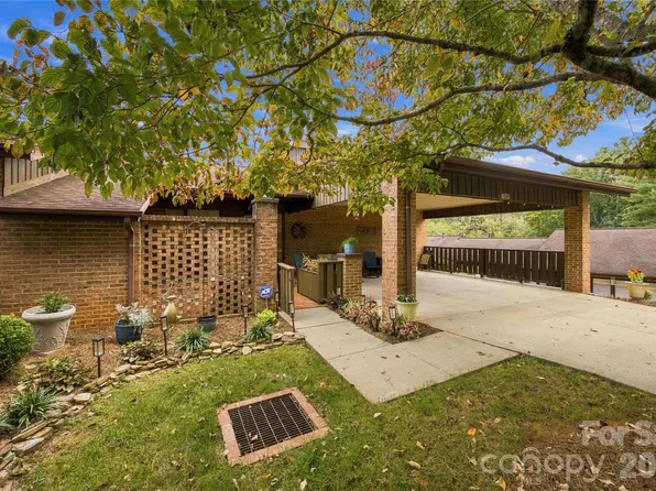 1334 Radio Rd, Statesville, NC 28625