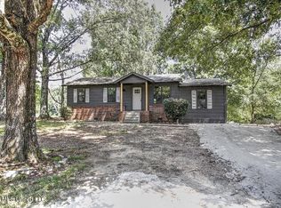 296 Thunderbird Dr N, Hernando, MS 38632