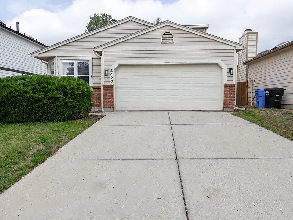 8420 Sassafras Dr